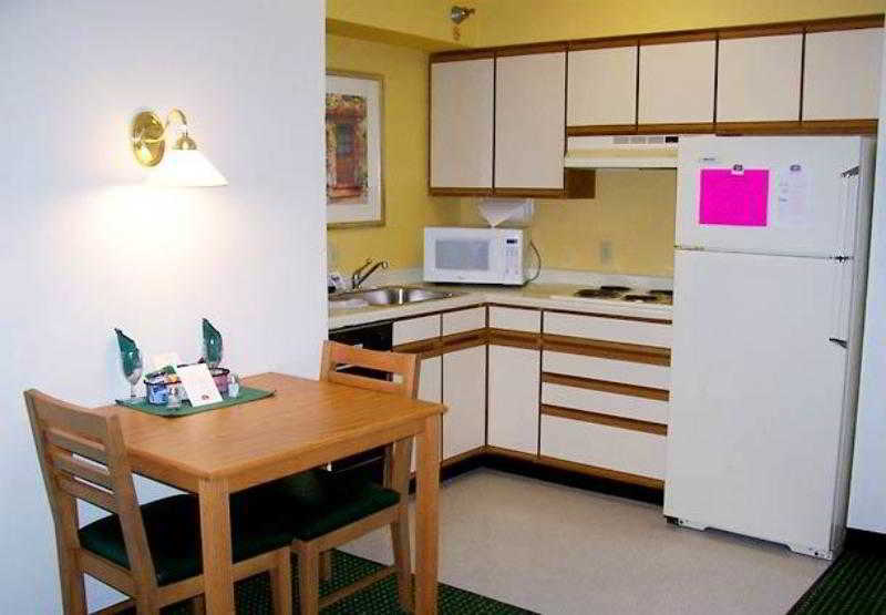 Residence Inn Canton North Canton Szoba fotó